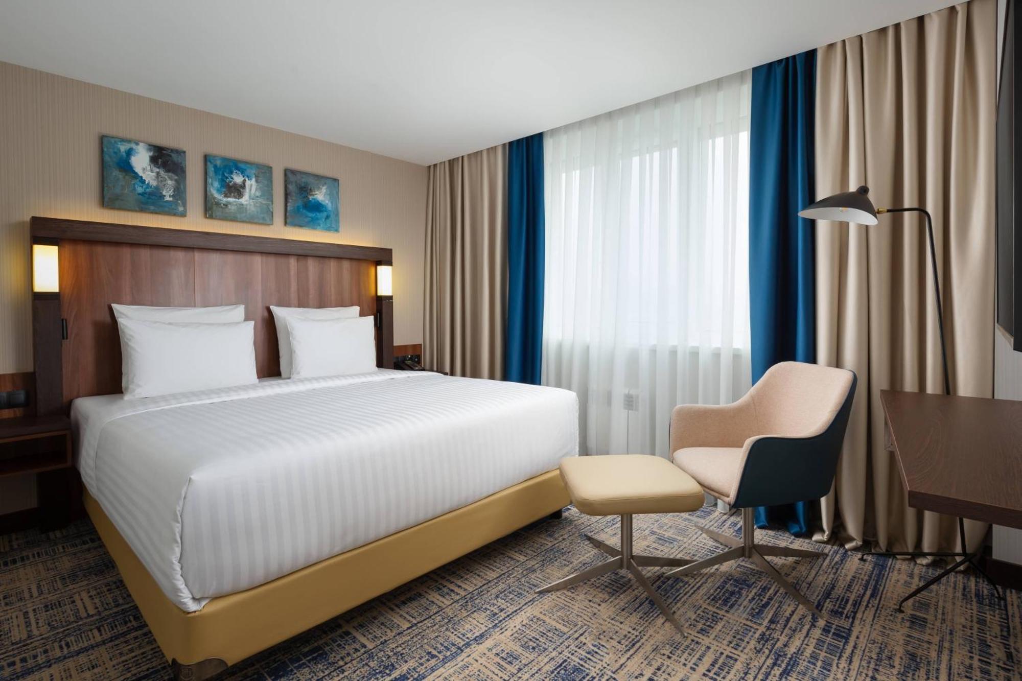 Courtyard By Marriott Tashkent Exterior foto