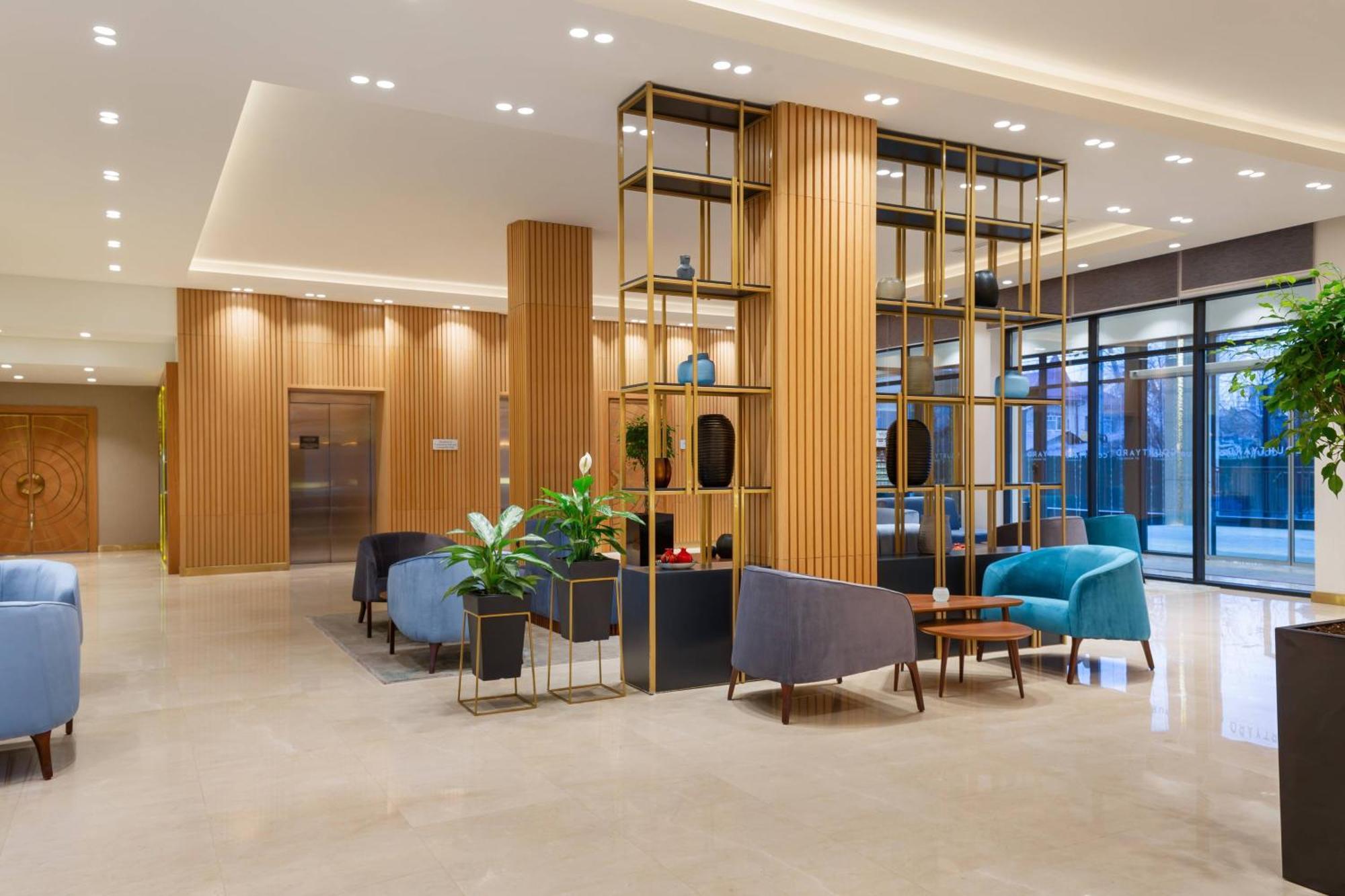 Courtyard By Marriott Tashkent Exterior foto